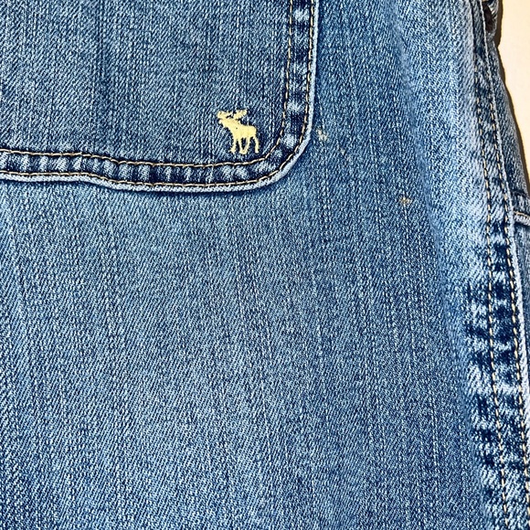 Abercrombie and Fitch Y2K Low Rise Flare Jeans - Picture 6 of 9